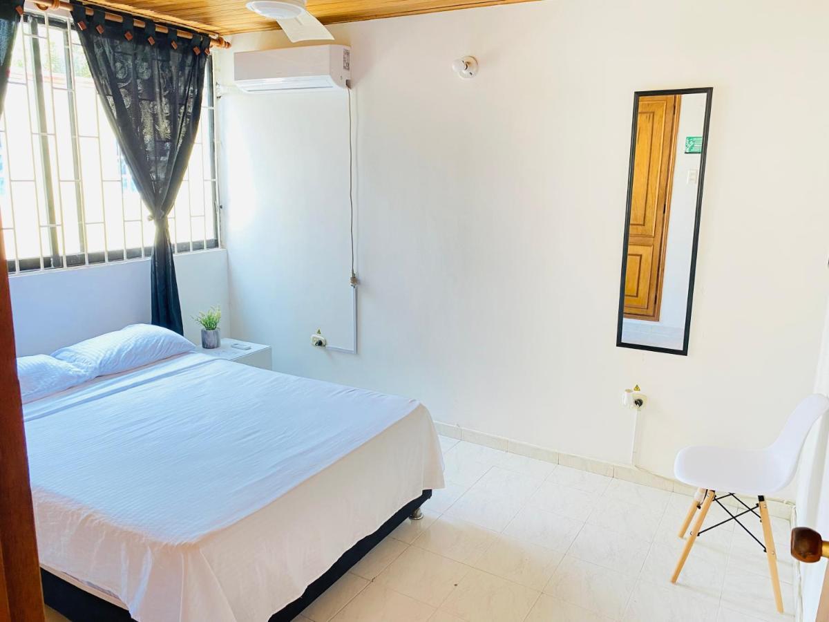 Habitaciones Cerca Al Aeropuerto 2 Cartagène Extérieur photo
